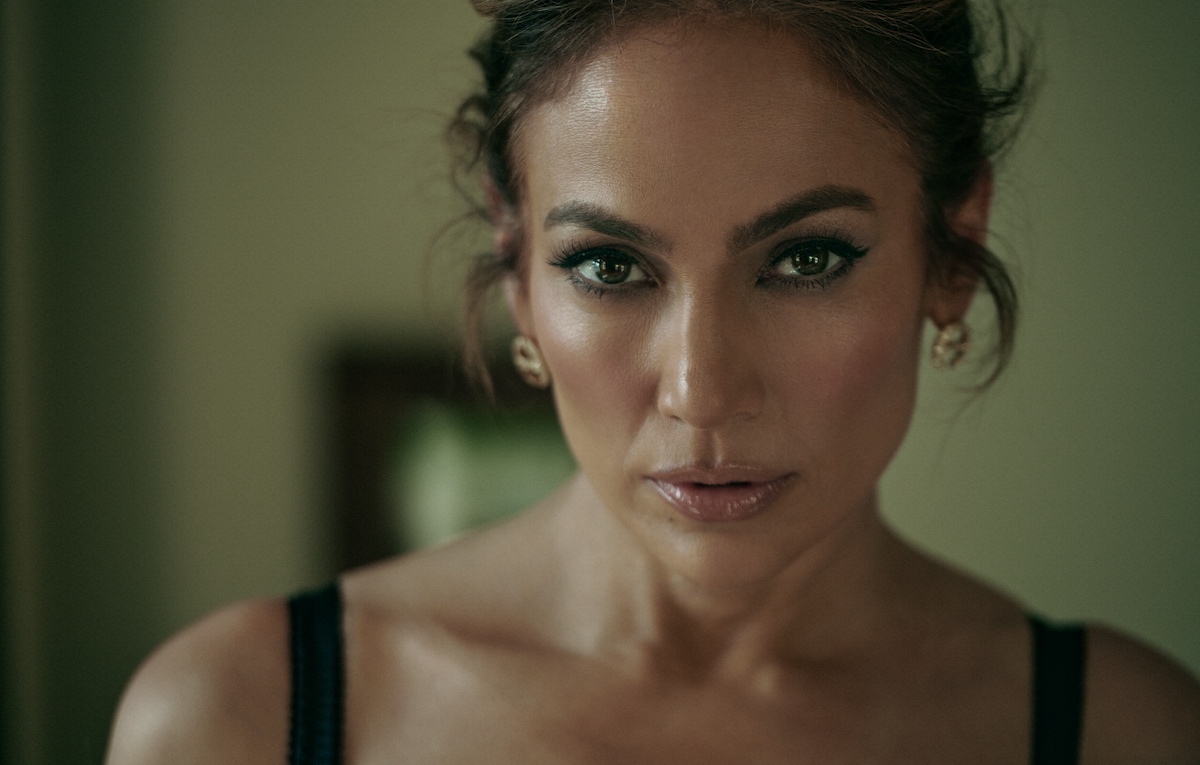 Jennifer Lopez Embarks On "This Is Me...Now" Tour AstraFm 97.3